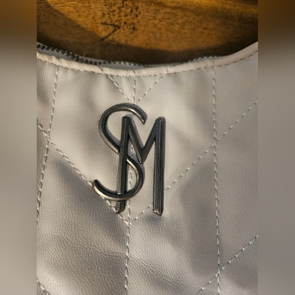 Steve Madden Chalk Hobo Bag - Picture 10 of 10